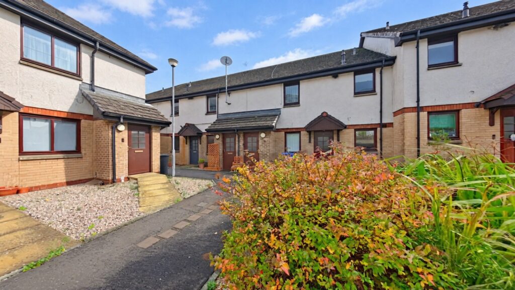 School Mews, Menstrie, FK11